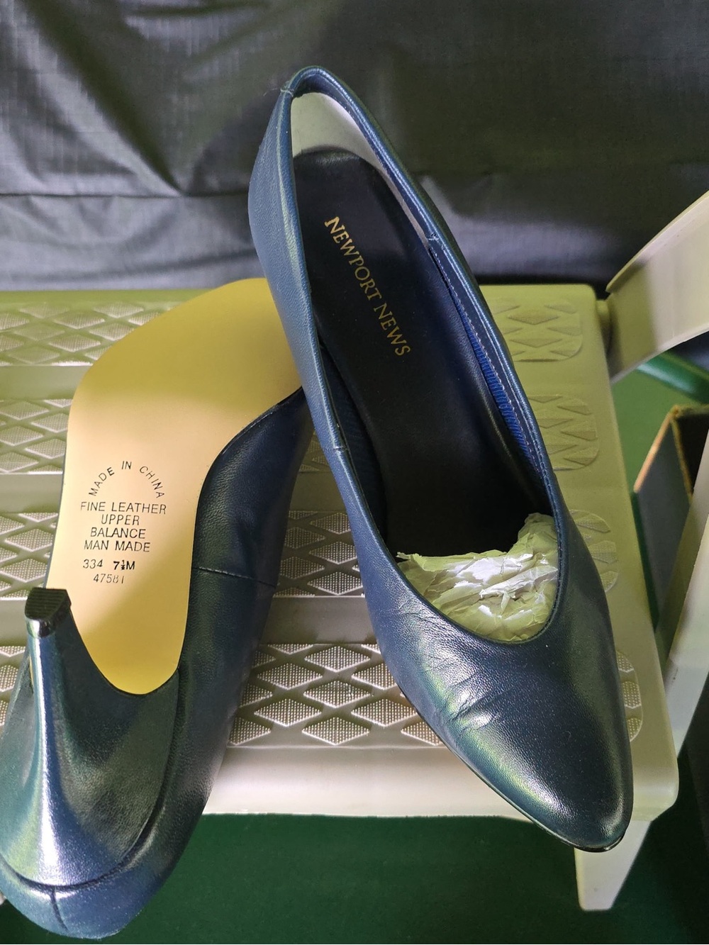 Newport News Navy Leather Pointed Toe Pumps